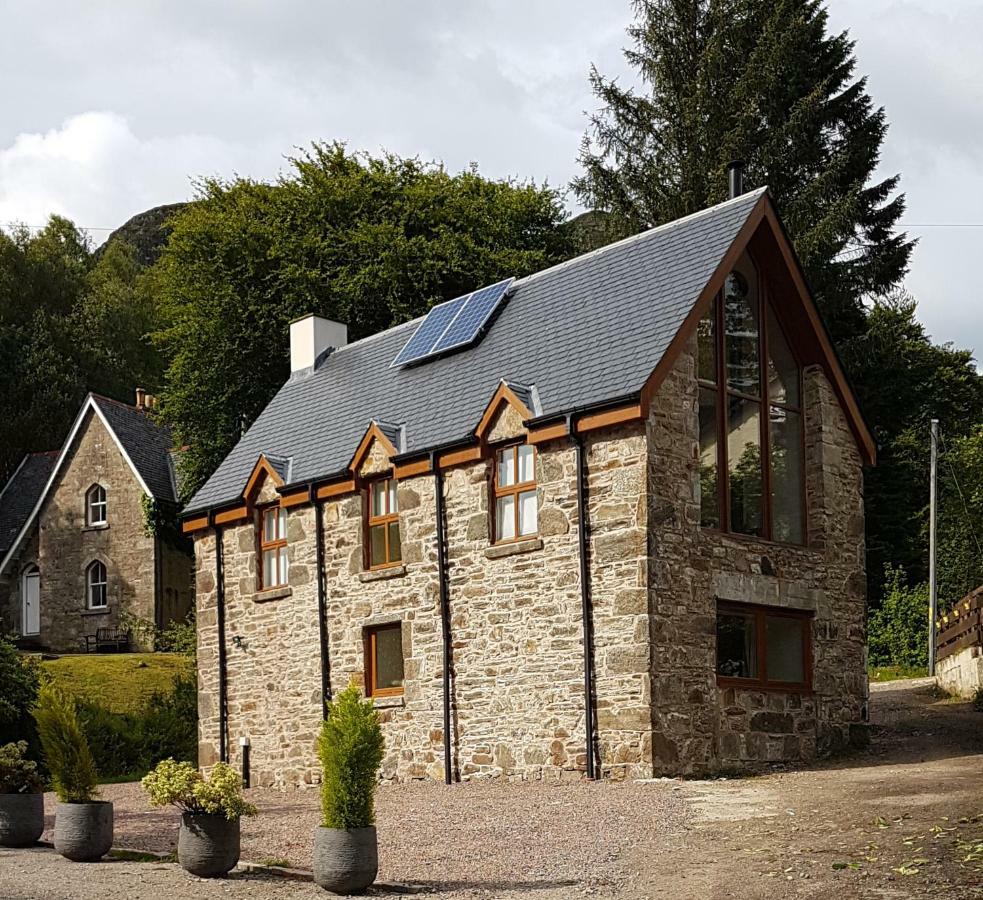 The Armoury Villa Glenfinnan Exteriör bild